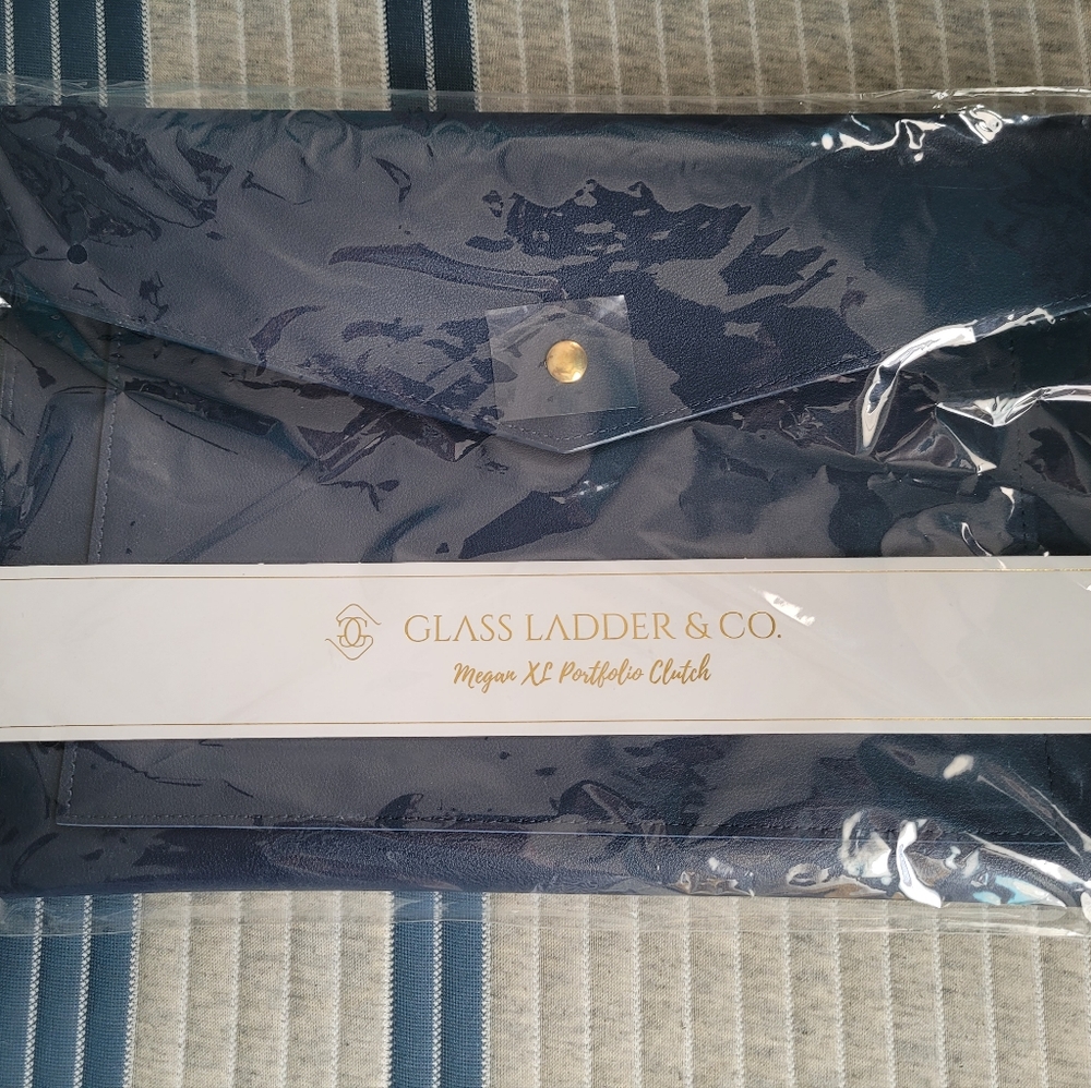 Glass Ladder and Co. Megan XL Portfolio Clutch
